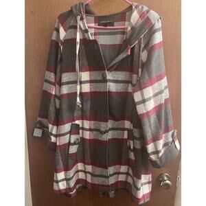 Christian Siriano New York Plaid Jacket Shacket Red Grey Cozy Women’s 1X Hooded